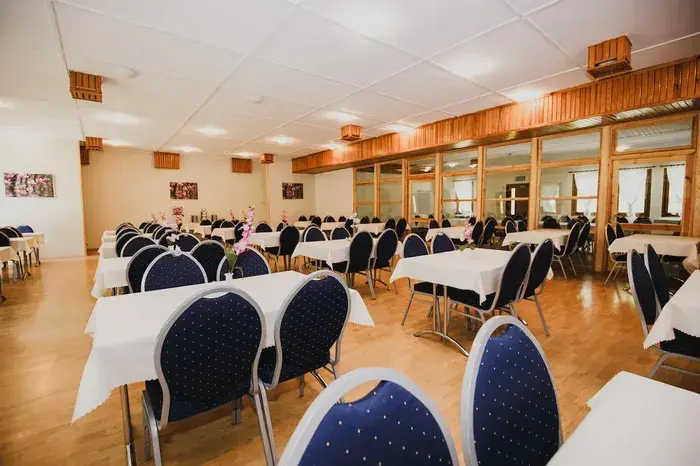 Letni obóz activity - Sarnówek 2019. plik: stolowka.webp